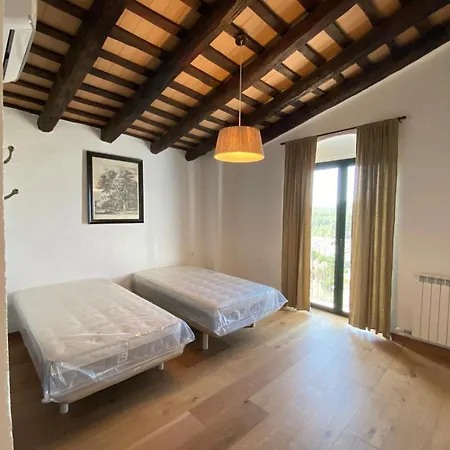 Masia Moreras Autenticidad Renovada 100 Porcien A 10 Minutos De Sitges En Coche 12 Huespedes Piscina Aire Aconc 6 Apertura 15 Julio 2025
