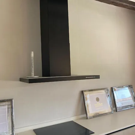Masia Moreras Autenticidad Renovada 100 Porcien A 10 Minutos De Sitges En Coche 12 Huespedes Piscina Aire Aconc 6 Apertura 15 Julio 2025 Villa