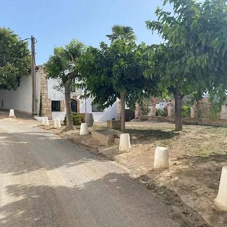 Villa Masia Moreras Autenticidad Renovada 100 Porcien A 10 Minutos De Sitges En Coche 12 Huespedes Piscina Aire Aconc 6 Apertura 15 Julio 2025 Viladellops